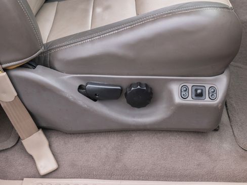 Used 2003 Ford Excursion Eddie Bauer image 41