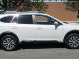 Used 2022 Subaru Outback Premium image 5