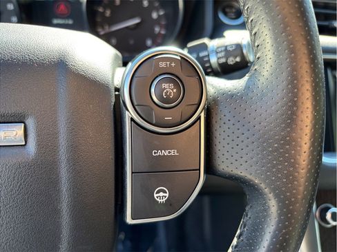 Used 2016 Land Rover Range Rover Sport HSE image 30