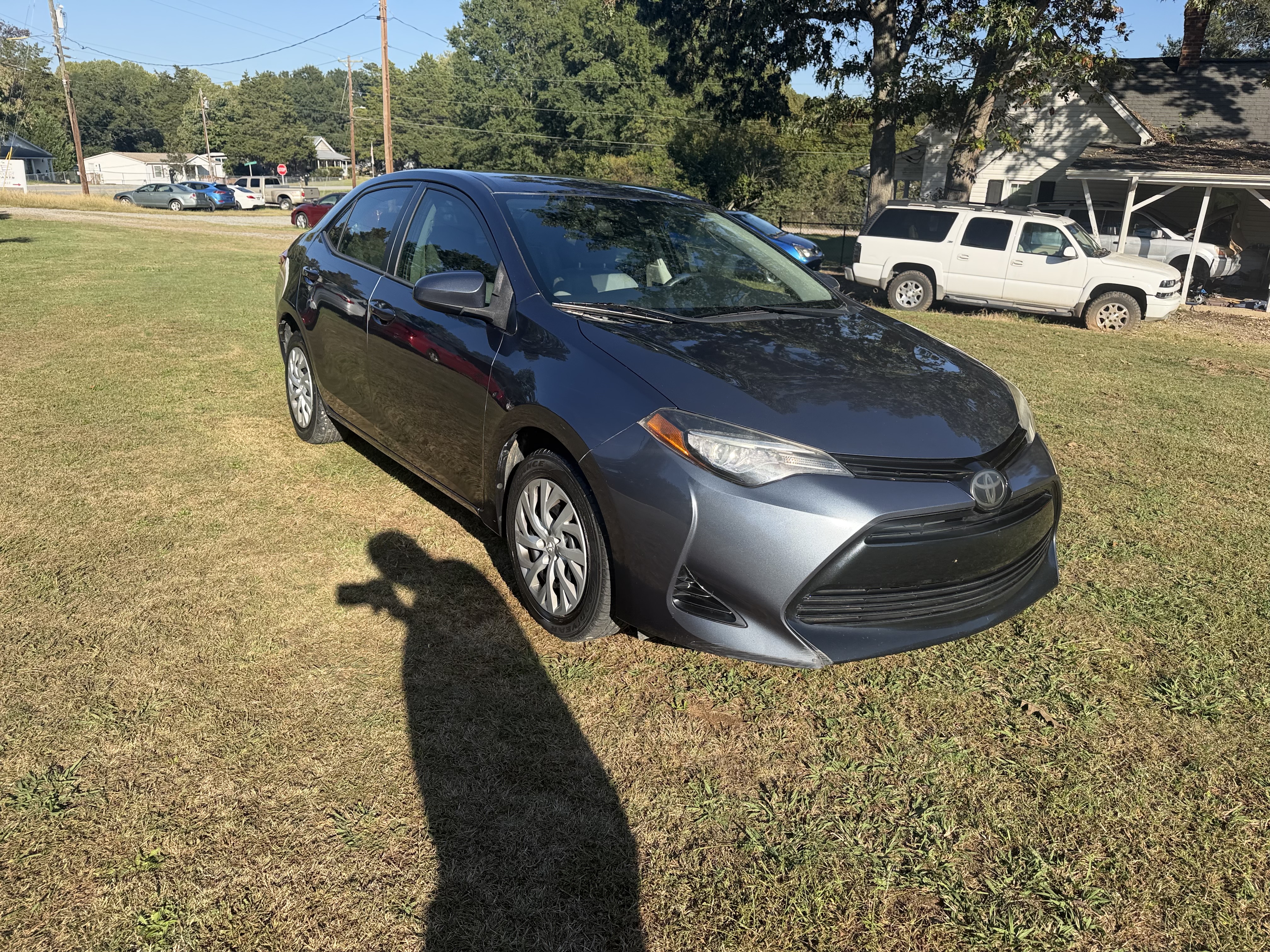 Used 2017 Toyota Corolla LE FWD image 14