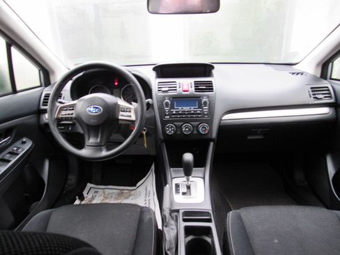 Used 2014 Subaru XV Crosstrek 2.0i Premium image 19