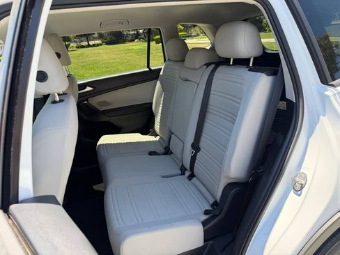 Used 2022 Volkswagen Tiguan FWD S image 20