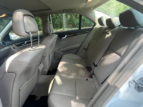 Used 2013 Mercedes-Benz C 300 4MATIC Sedan image 21