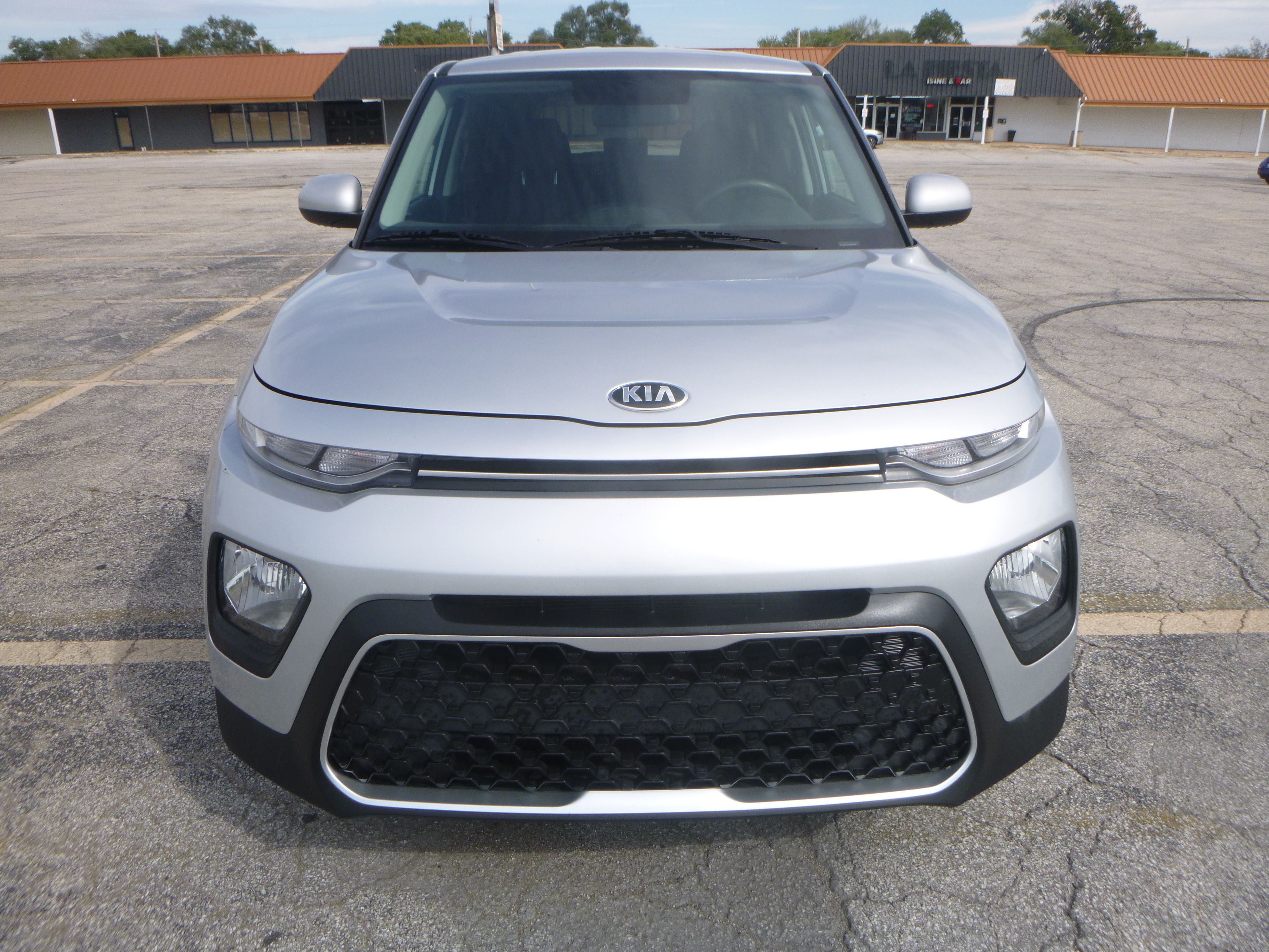 Used 2021 Kia Soul LX FWD image 3
