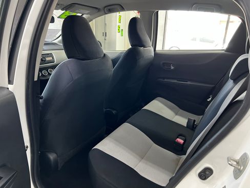 Used 2013 Toyota Yaris LE image 13