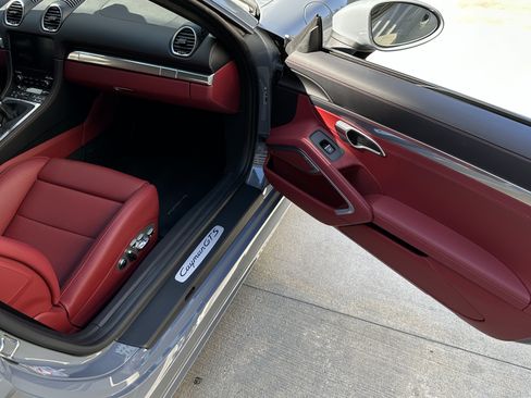 Used 2024 Porsche 718 Cayman GTS image 75