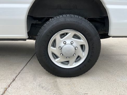 Used 2007 Ford E-350 and Econoline 350 XL image 17