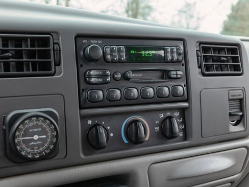 Used 1999 Ford F350 XLT image 49