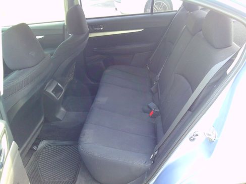 Used 2011 Subaru Legacy 2.5i Premium image 7