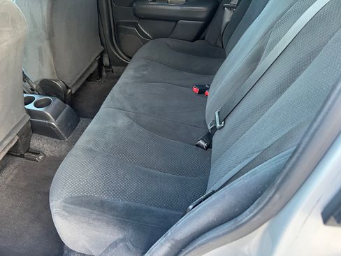 Used 2011 Nissan Versa Hatchback FWD image 15