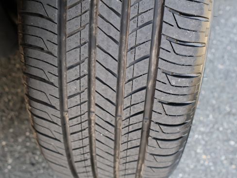 Used 2015 Toyota Corolla LE image 31