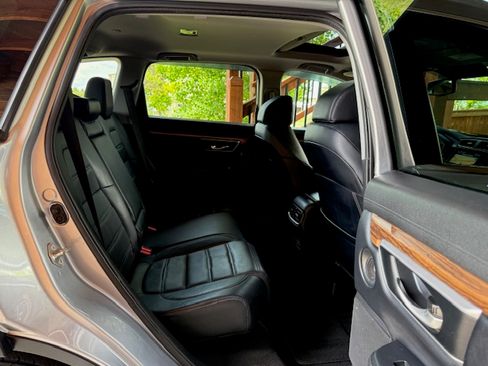 Used 2017 Honda CR-V Touring image 18