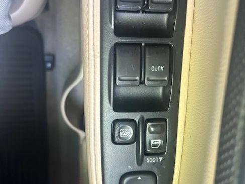 Used 2008 Subaru Forester 2.5X Premium AWD/4WD image 17