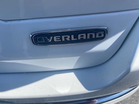 Used 2022 Jeep Grand Cherokee 4WD Overland image 8