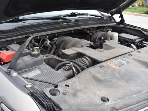 Used 2019 Chevrolet Tahoe 4WD image 26