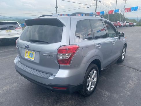 Used 2016 Subaru Forester 2.5i Limited AWD/4WD image 5