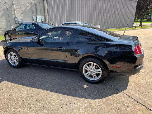 Used 2012 Ford Mustang Coupe RWD image 7