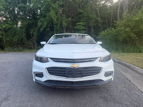 Used 2018 Chevrolet Malibu LT w/ 1LT FWD image 10