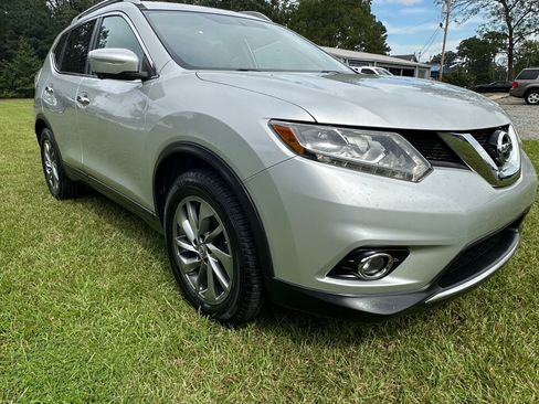 Used 2015 Nissan Rogue SL image 5