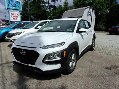Used 2019 Hyundai Kona AWD SE image 2