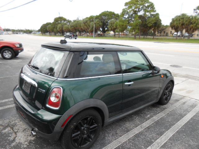 Used 2013 MINI Cooper Hardtop FWD image 5