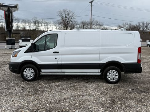 Used 2024 Ford Transit 250 image 8