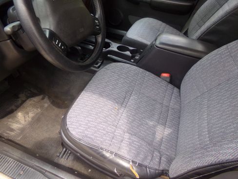 Used 2000 Jeep Cherokee Sport image 12