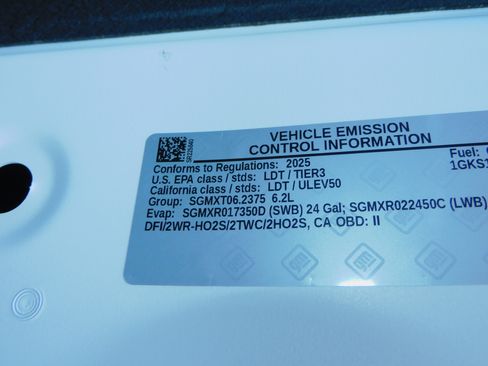 Used 2025 GMC Yukon Denali image 39