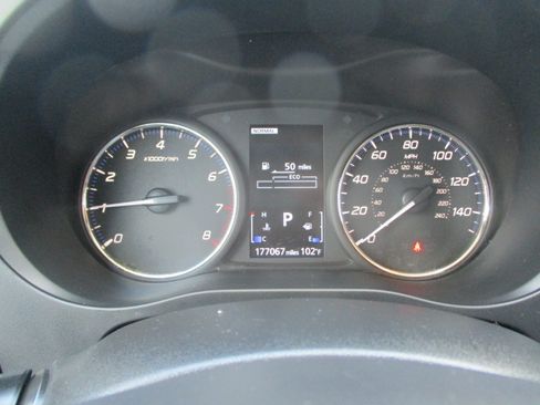 Used 2016 Mitsubishi Outlander 4WD ES image 31