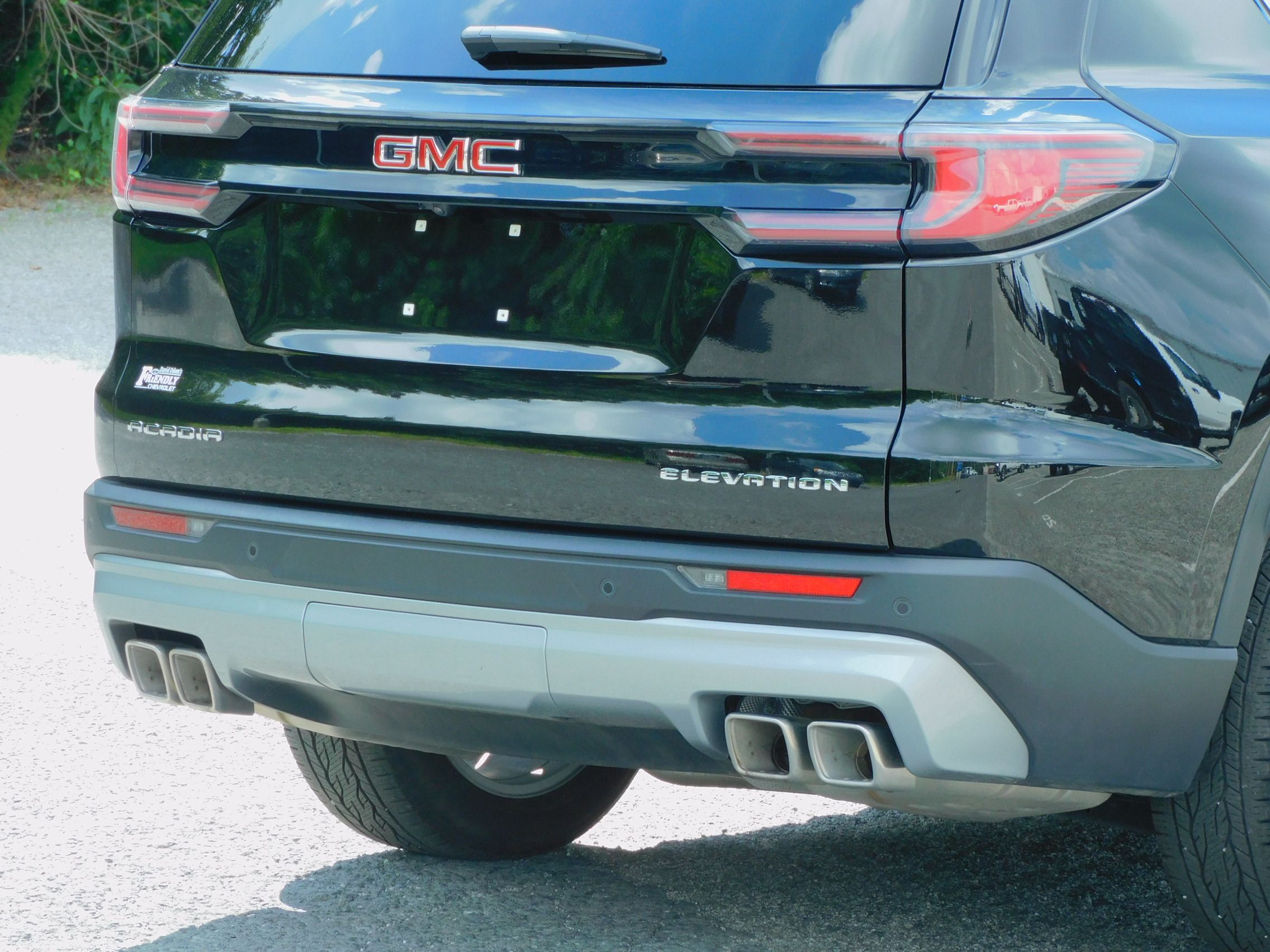 Used 2026 GMC Acadia FWD Elevation image 12