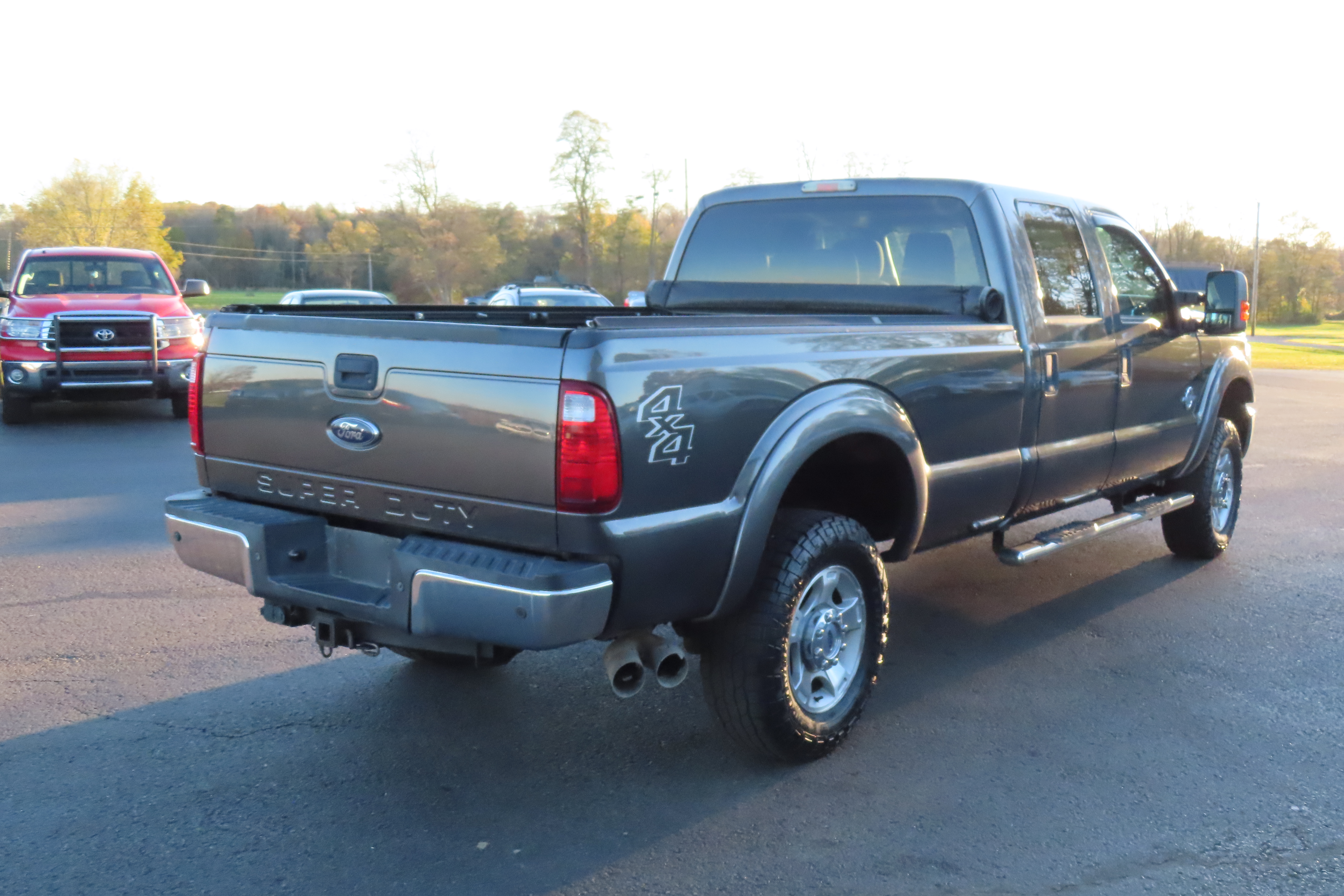 Used 2016 Ford F350 4x4 Crew Cab Super Duty image 4