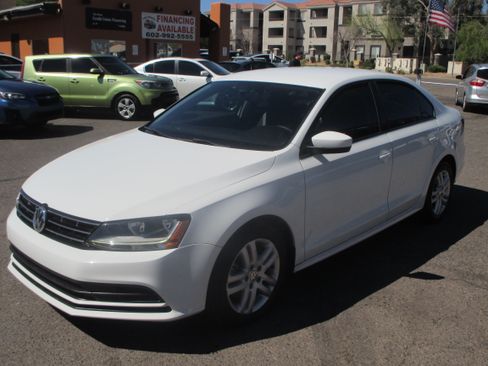 Used 2018 Volkswagen Jetta S image 16