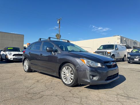 Used 2012 Subaru Impreza 2.0i Premium image 10