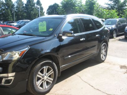 Used 2017 Chevrolet Traverse LT