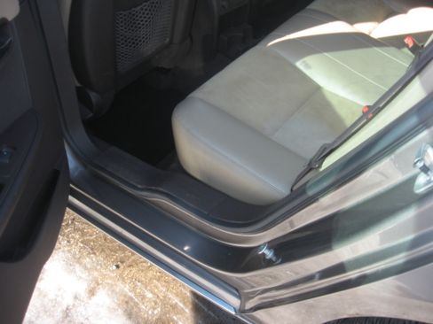 Used 2011 Chevrolet Malibu LT image 7