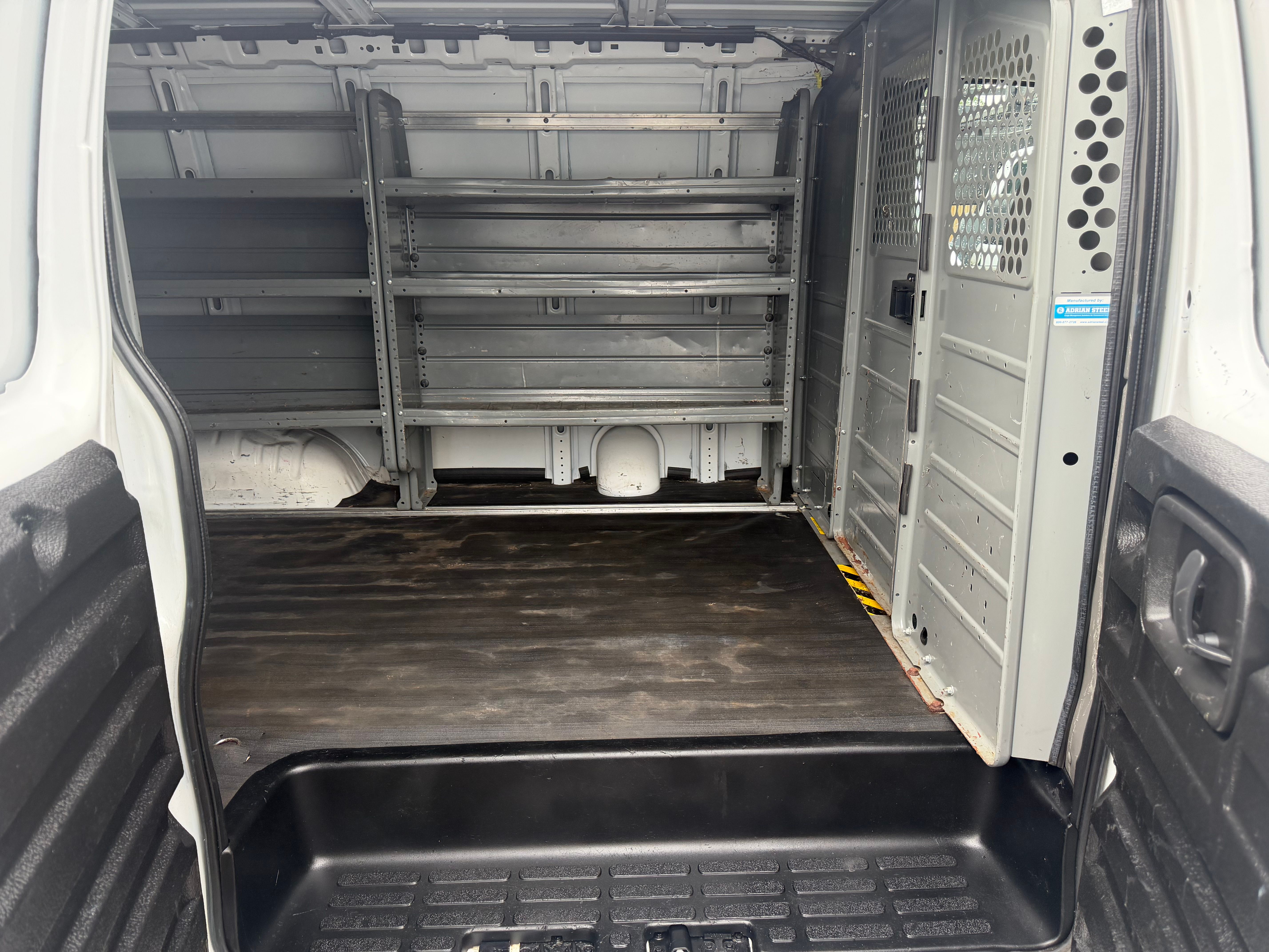 Used 2020 GMC Savana 2500 UNAVAIL RWD image 10