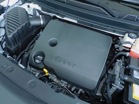 Used 2024 Buick Enclave FWD Essence image 14