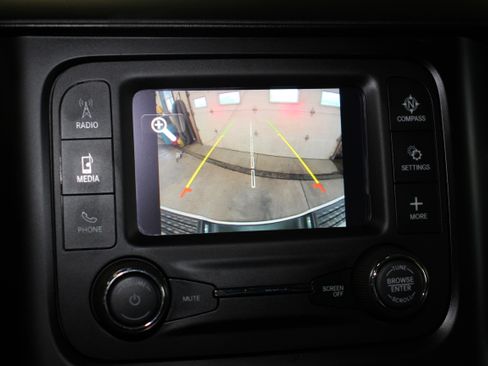 Used 2024 RAM 2500 4x4 Crew Cab Tradesman image 31