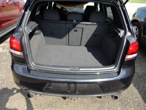 Used 2012 Volkswagen GTI 4-Door FWD image 12