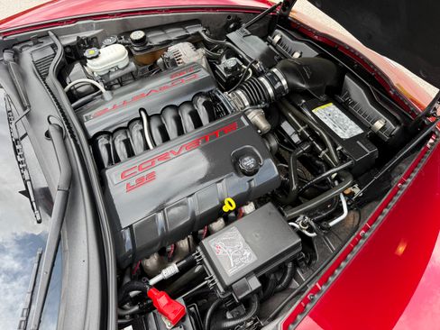 Used 2006 Chevrolet Corvette Convertible RWD image 30
