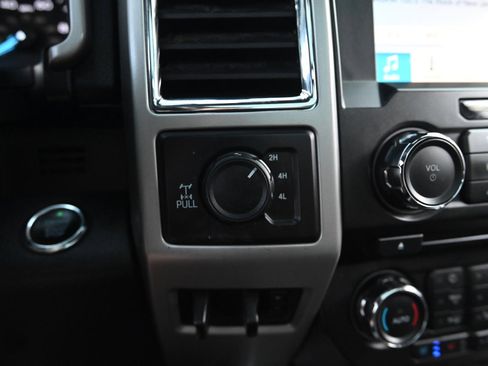 Used 2018 Ford F350 Lariat image 36