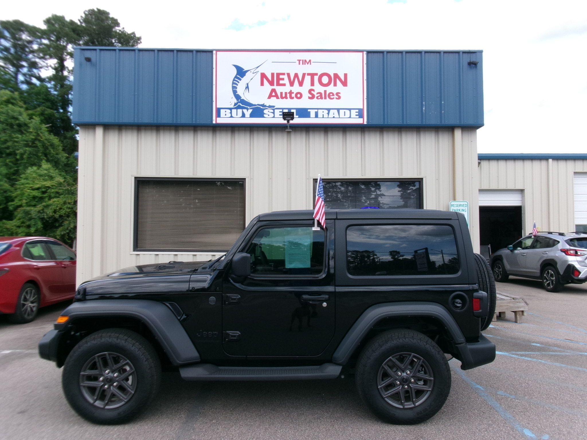 Used 2025 Jeep Wrangler 4WD Sport image 19