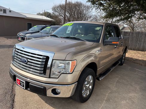 Used 2011 Ford F150 XLT image 4