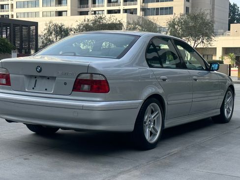 Used 2002 BMW 540i image 11