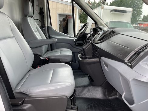 Used 2017 Ford Transit 350 image 17