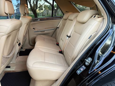 Used 2010 Mercedes-Benz ML 350 image 13