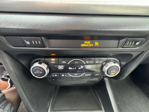 Used 2014 MAZDA MAZDA3 s Grand Touring image 17