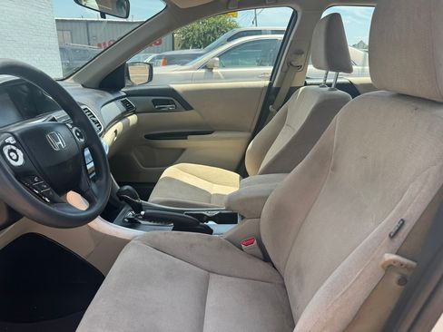 Used 2013 Honda Accord LX Sedan image 8