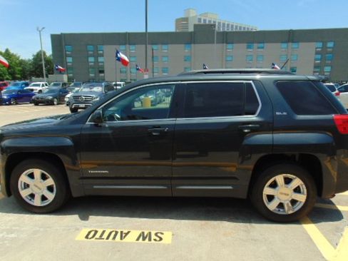 Used 2014 GMC Terrain SLE image 5
