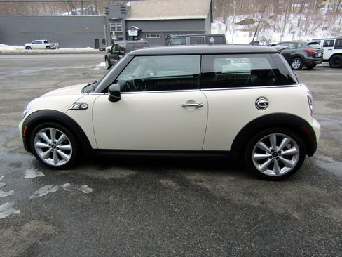 Used 2011 MINI Cooper S image 5